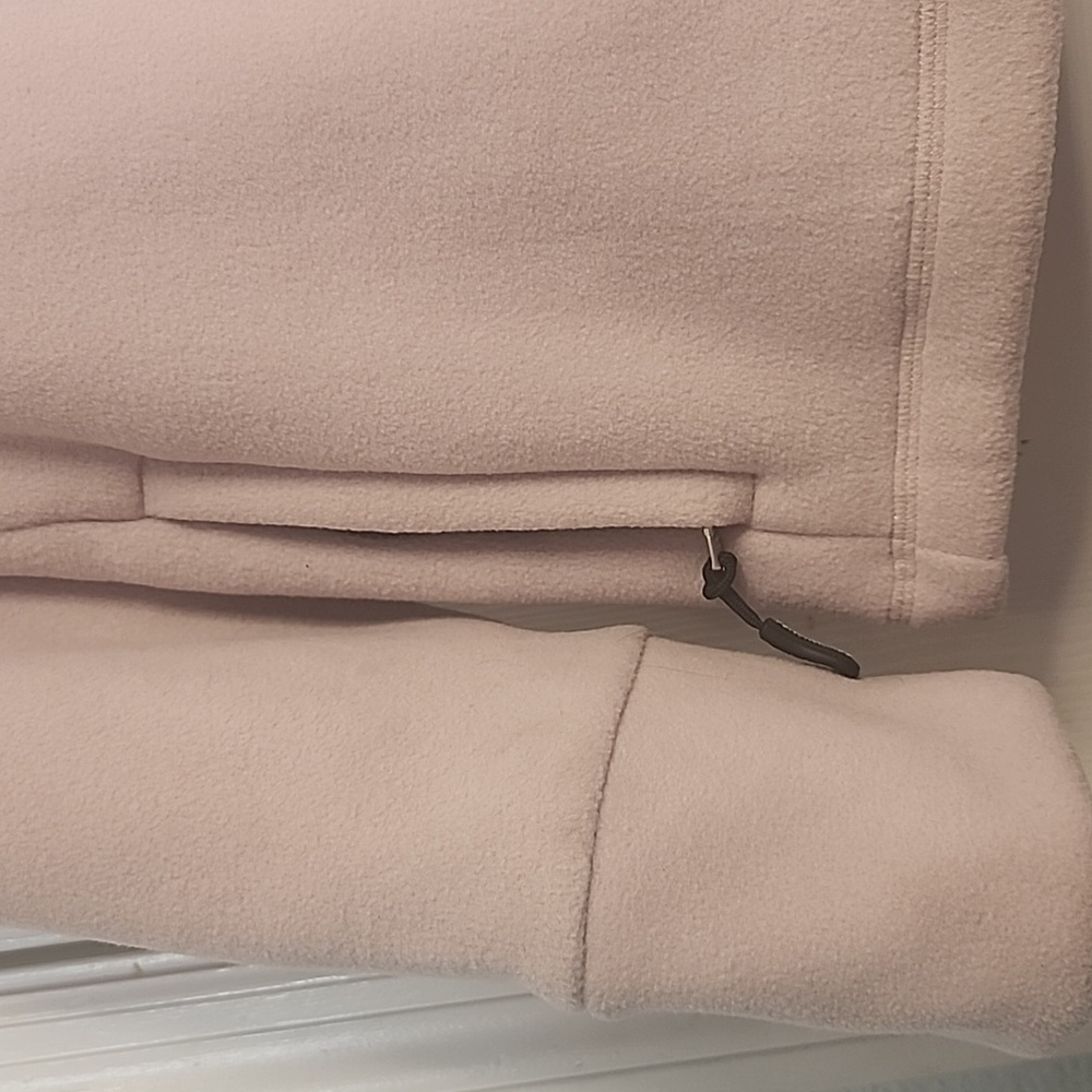 Calvin Klein Women's Soft Pink Hooded Ski Jacket. - Picture 3 of 12